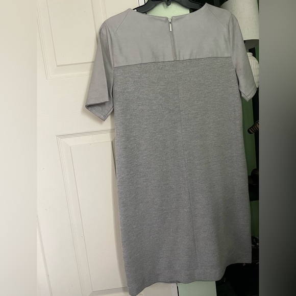 Dress - Picture 4 of 5